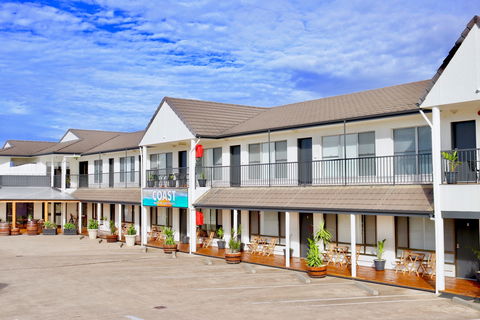 COAST Motel And Apartments - Accommodation Tasmania 9