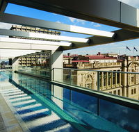 Oaks Casino Towers - Accommodation Tasmania