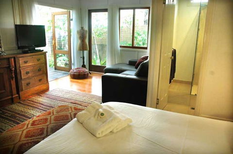 Burns At Byron - Accommodation Tasmania 3