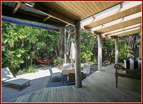 Absolute Beachfront Bamboo Hideaway - Accommodation Tasmania 2
