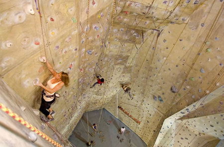 Cliffhanger Climbing Gym - Accommodation Tasmania 3
