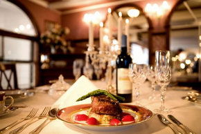 Titanic Theatre Restaurant - Accommodation Tasmania 3