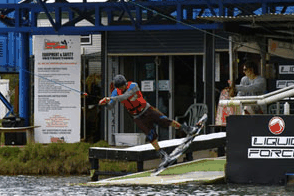 Cable Ski Logan - Accommodation Tasmania 2