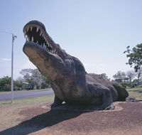 Crocodile Statue - Accommodation Tasmania