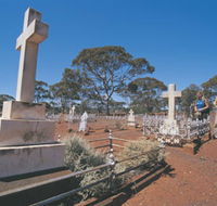 Old Pioneer Cemetery Coolgardie - Accommodation Tasmania