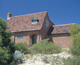 The Hermitage - Accommodation Tasmania 0
