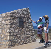 Potshot Monument - Accommodation Tasmania