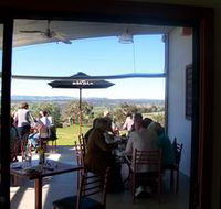 Tenafeate Creek Wines - Accommodation Tasmania