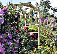 Thelma Retreat Garden and Teahouse - Accommodation Tasmania