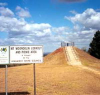 Mount Wooroolin - Accommodation Tasmania