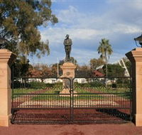 Dalby War Memorial and Gates - Accommodation Tasmania