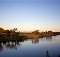 Lake Wivenhoe - Accommodation Tasmania