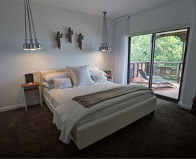 Feathertop Winery - Accommodation Tasmania 6