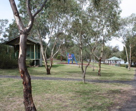 Lake Inverell Reserve - Accommodation Tasmania 1