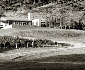 Logan Wines - Accommodation Tasmania 2