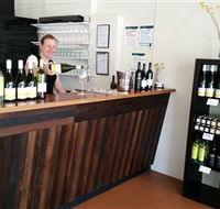 Billy Button Wines - Accommodation Tasmania