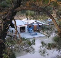 Pyramids Road Wines - Accommodation Tasmania