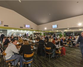 Gungahlin Lakes Golf And Community Club - Accommodation Tasmania 2