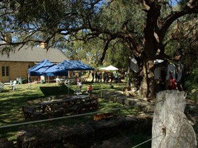 Overland Corner Hotel - Accommodation Tasmania 2