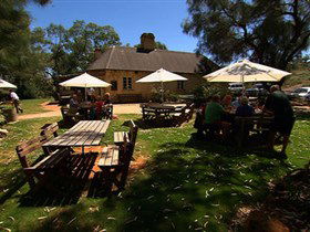 Overland Corner Hotel - Accommodation Tasmania 3