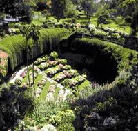 Umpherston Sinkhole - Accommodation Tasmania