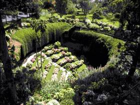 Umpherston Sinkhole - Accommodation Tasmania 0