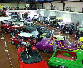 McFeeters Motor Museum And Visitor Information Centre - Accommodation Tasmania 1