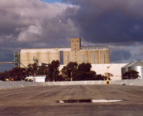 Co-operative Bulk Handling (CBH) Wheat Storage And Transfer Depot - Accommodation Tasmania 1