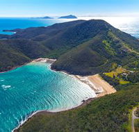 Basil Bay on Keswick Island - Accommodation Tasmania