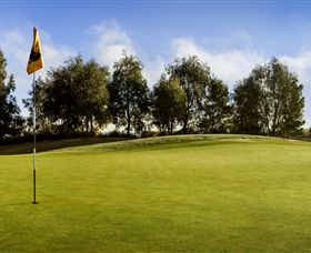 Black Bull Golf Club - Accommodation Tasmania 1