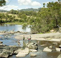 Polly McQuinns - Accommodation Tasmania