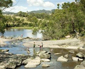 Polly McQuinns - Accommodation Tasmania 0