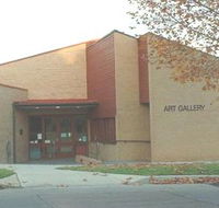 Cowra Regional Art Gallery - Accommodation Tasmania
