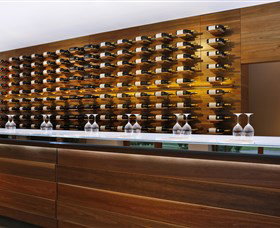 Oakvale Wines - Accommodation Tasmania 2