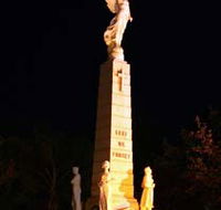 Cenotaph and Memorial Gates - Accommodation Tasmania