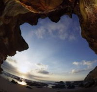 Caves Beach - Accommodation Tasmania