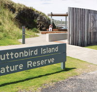 Muttonbird Island Outdoor learning space - Accommodation Tasmania