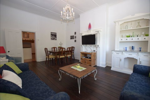 The Provincial - Accommodation Tasmania 0