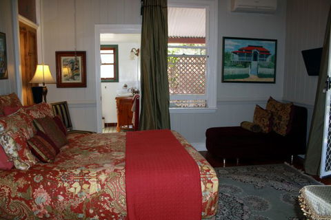 Naracoopa Bed And Breakfast And Pavilion - Accommodation Tasmania 3