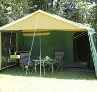 Kendall Kampers - Accommodation Tasmania