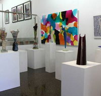 Colin Sweeney Art - Accommodation Tasmania