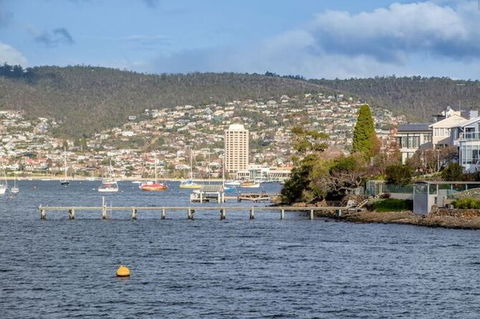 Derwent River Historic Harbour Cruise From Hobart - Accommodation Tasmania 3