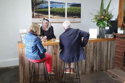 Hobart Small Group Wine Tour Saturday Afternoon: Wines, Gins & Cheeses - Accommodation Tasmania 9