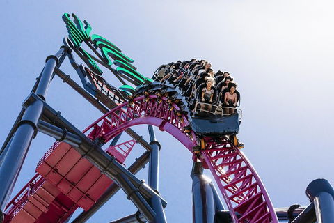 Gold Coast Theme Park Pass: Warner Bros. Movie World, Sea World And Wet'n'Wild - Accommodation Tasmania 0