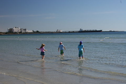 North Beach, Wallaroo - Accommodation Tasmania 1