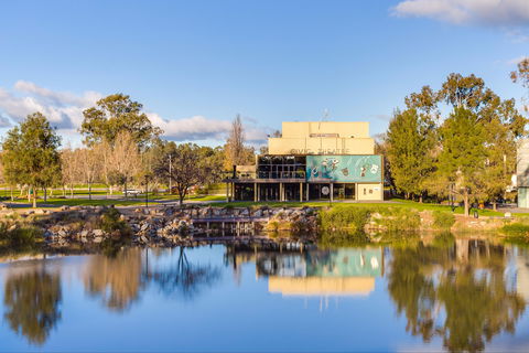 Wagga Wagga Civic Theatre - Accommodation Tasmania 1