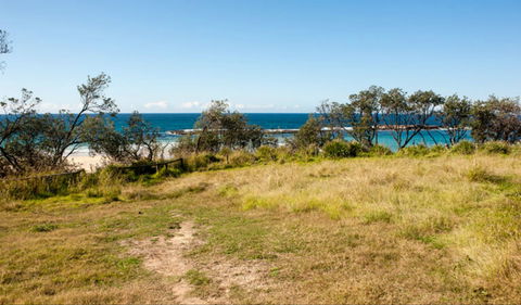 Stokes Island Picnic Area - Accommodation Tasmania 0