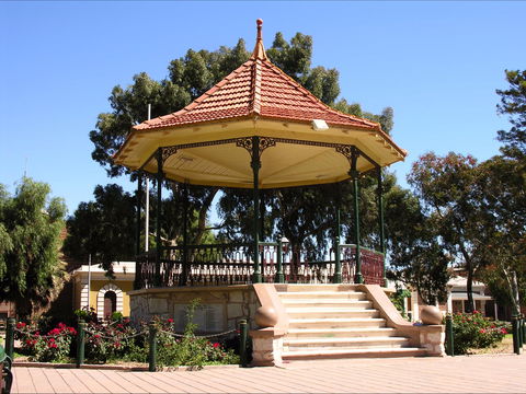 Gladstone Square - Accommodation Tasmania 0