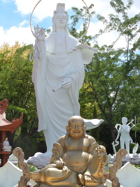 Sakyamuni Buddhist Centre/Van Hanh Monastery - Accommodation Tasmania 2