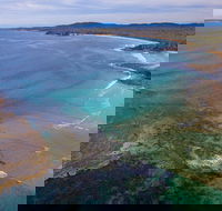 Stokes Island Beach - Accommodation Tasmania